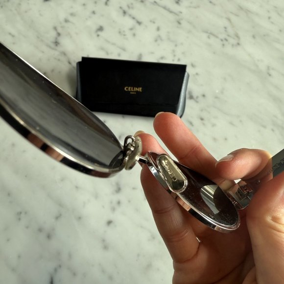 Celine Eyewear Triomphe Metal 01 oval sunglasses SILVER - Picture 4 of 6